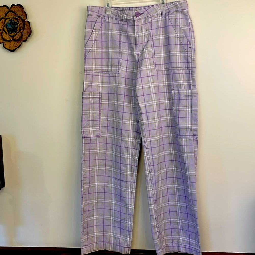 Divided Cargo Pants Women’s Size 8 Purple Green White Baggy Pants